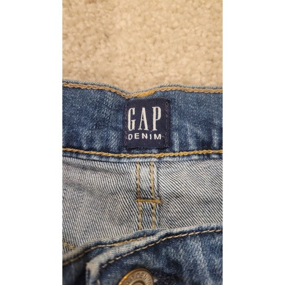 Gap Womens High Rise 4" Distressed Denim Shorts Size 4/27R (Measure 30"X 4") - Picture 3 of 8
